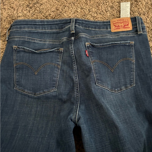 Womens Plus Size 32 Levi Jeans 711 Skinny Jeans - Picture 2 of 6